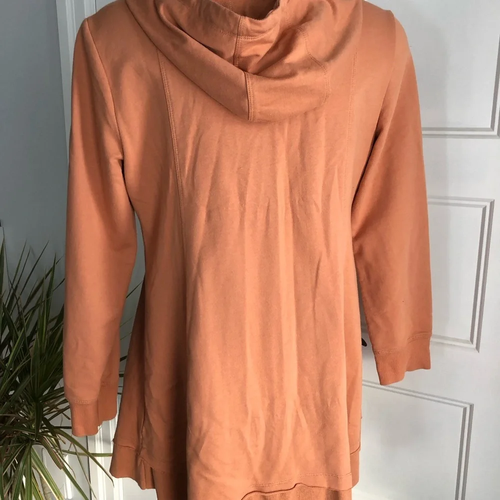 Sweater - Picture 6 of 6